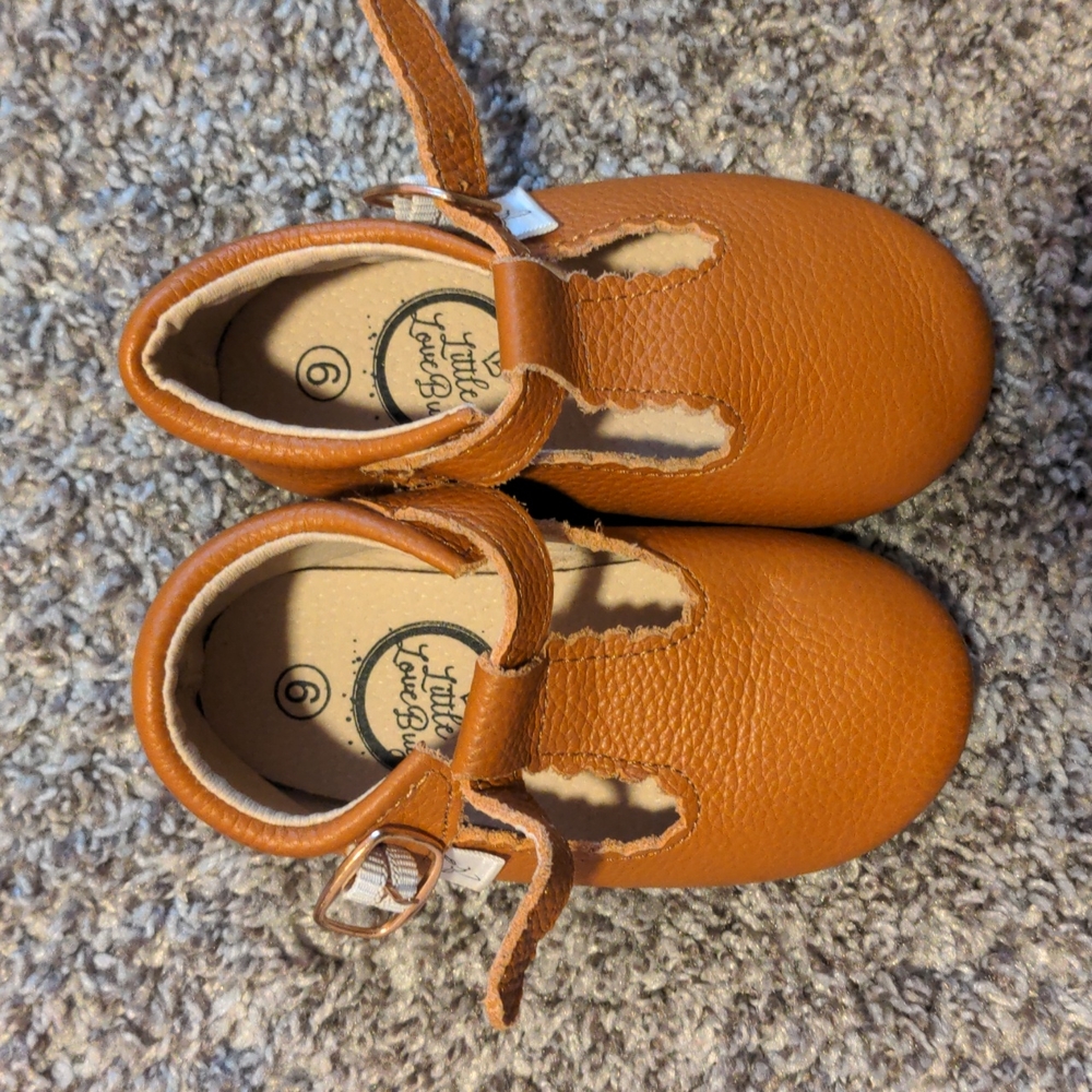 Adorable Leather Mary Janes